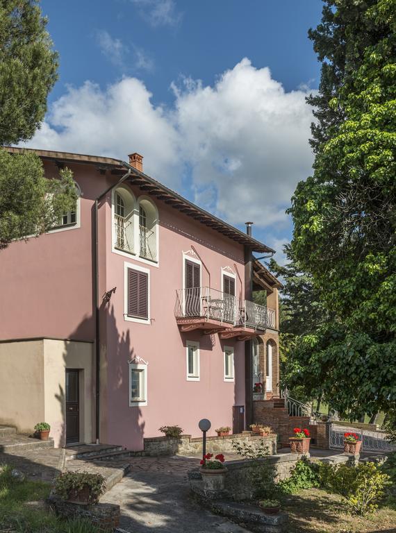 Hotel Il Cavallino Blu Volterra Exterior photo